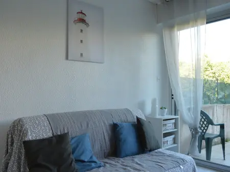 Studio Cabine 3 Couchages avec Terrasse, Parking, à 50m de la Plage - Le Grau d'Agde - Photo 3