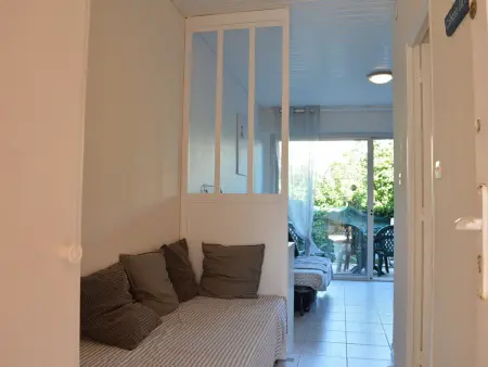 Studio Cabine 3 Couchages avec Terrasse, Parking, à 50m de la Plage - Le Grau d'Agde - Photo 8