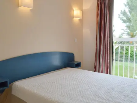 T2 avec piscine et salle de sport, à 400m de la plage, parking inclus - Golfe-Juan - Photo 9