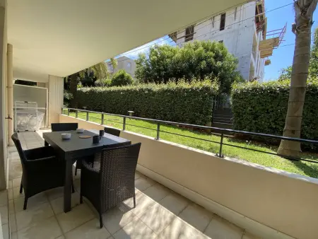 Appartement 3P avec Terrasse et Garage, à 10min des Plages de Juan-les-Pins - Photo 2