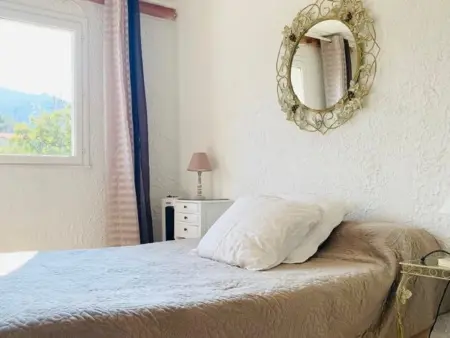 Appartement T3 avec Terrasse & Clim, 6 Couchages, à 1.3 km de la Plage - Photo 2