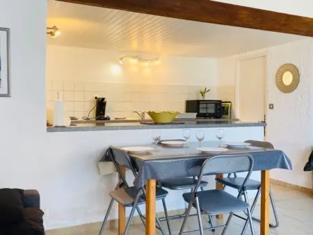 Appartement T3 avec Terrasse & Clim, 6 Couchages, à 1.3 km de la Plage - Photo 9