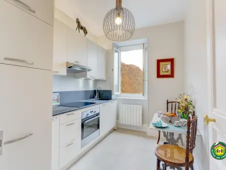 Charmant appartement rénové à Chantilly avec WiFi et parking - Photo 1