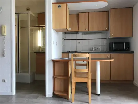 Studio 2 couchages La Rochelle avec piscine et parking - Photo 4