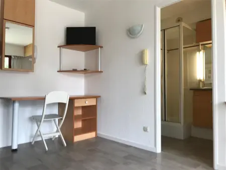 Studio 2 couchages La Rochelle avec piscine et parking - Photo 5