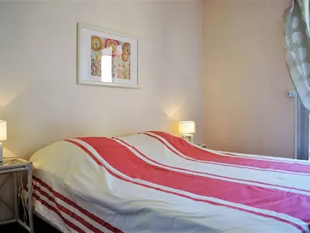Appartement 3 pièces avec piscine et garage, proche plage - Photo 5