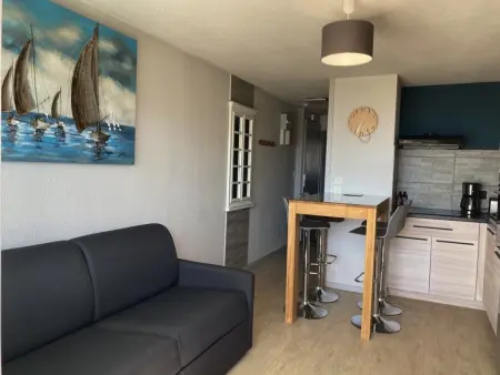 Appartement près de la plage avec balcon et parking privé - Photo 2