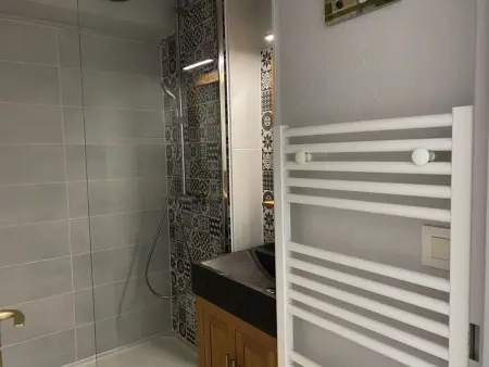 Appartement près de la plage avec balcon et parking privé - Photo 6