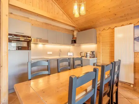 Chalet 3 chambres avec spa et piscine, pied des pistes - Photo 4