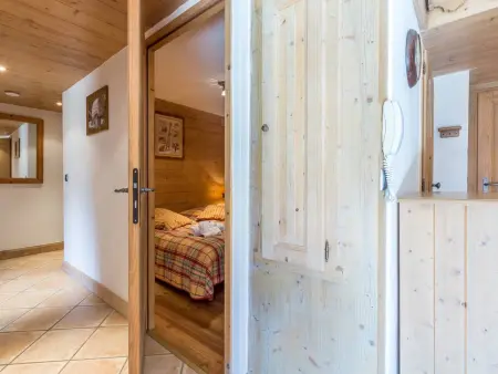Chalet 3 chambres avec spa et piscine, pied des pistes - Photo 5