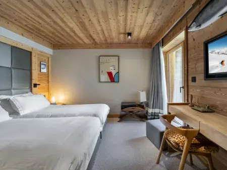 Appartement contemporain près des pistes à Val d'Isère, 4 chambres, cheminée, parking inclus - Photo 4