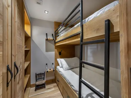 Appartement contemporain près des pistes à Val d'Isère, 4 chambres, cheminée, parking inclus - Photo 10