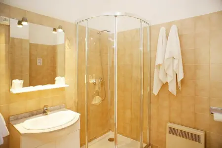 Apartments Motel Le Vieux Moulin Ile Rousse // 2pc4 -Apt 4 pers rez-de-chaussée, Appartement près des plages de sable fin - Photo 8