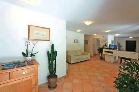 Apartments Motel Le Vieux Moulin Ile Rousse // Studio 2 pers, Escapade Romantique à L'Île-Rousse - Photo 1