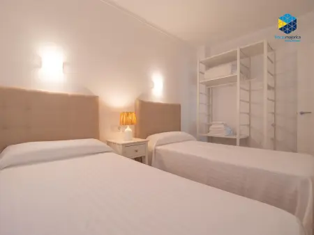 Bel appartement en bord de mer - 3 chambres à S'Illot - Photo 9