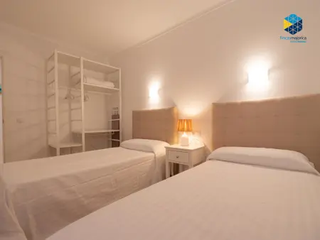 Bel appartement en bord de mer - 3 chambres à S'Illot - Photo 11
