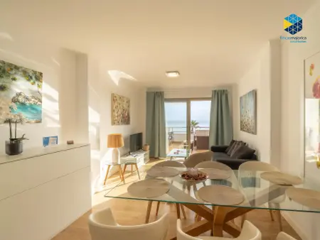 Bel appartement en bord de mer - 3 chambres à S'Illot - Photo 12