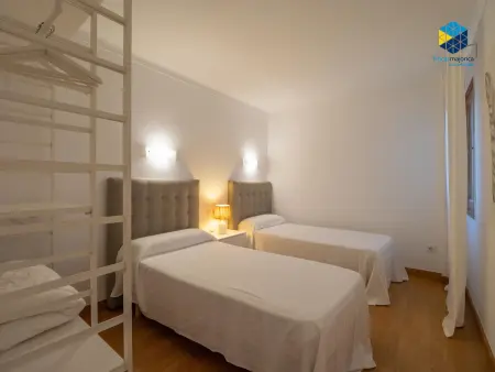 Bel appartement 2 chambres à S'Illot avec climatisation - Photo 13