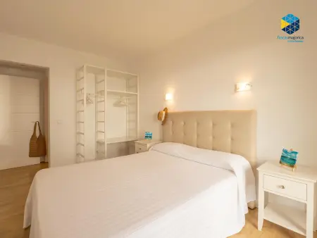 Appartement confortable sur la plage avec 3 chambres à S'Illot - Photo 9