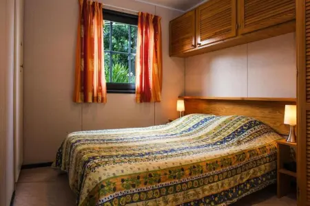 Domaine Les Mûriers Vendres-Plage // mobilhome 2 chambres, Mobil-home de plage avec terrasse - Photo 11