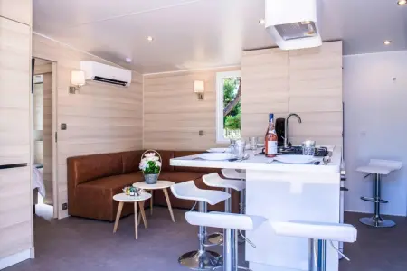 Mobile Homes Domaine Les Mûriers Vendres-Plage // Cottage VIP 3ch 6 pers climatisé, Mobil-home 3 chambres à Vendres-Plage - Photo 2