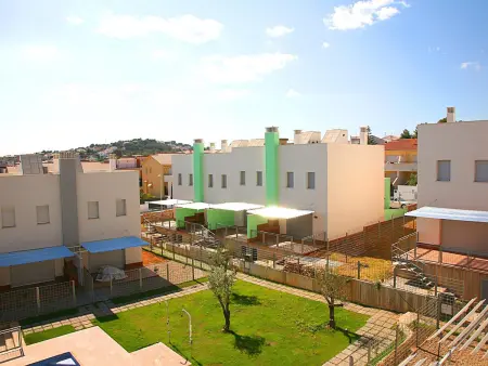 Maisons jumelées 3 chambres à Creixell, proche plage avec climatisation, parking et piscine - Photo 3