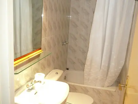 Location proche plage, piscine, wifi, animaux admis, parking - Photo 4