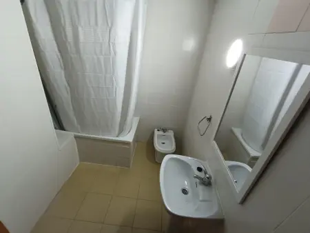 Appartement à Blanes, près de la plage, pour 4/6 personnes avec piscine - Photo 4