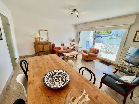 Quiberon - Appartement T3 de 65m² en rez-de-chaussée avec terrasse, proche plage et stationnement - Photo 3