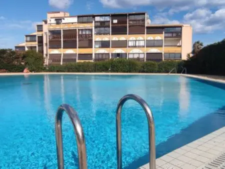 Studio équipé avec accès piscine, climatisation, parking privé à Agde, proche centre et plages - Photo 8