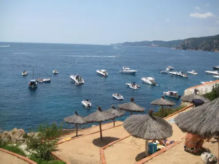 Appartement calme avec vue mer, piscine et parking à Sant Feliu de Guíxols - Photo 3