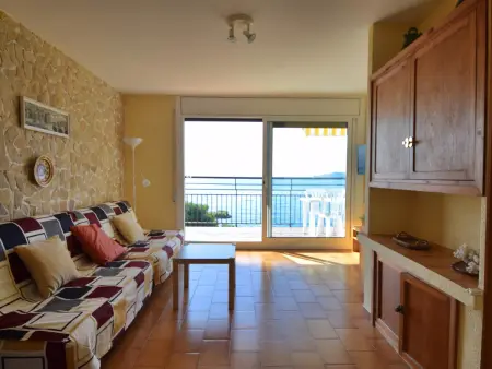 Appartement calme avec vue mer, piscine et parking à Sant Feliu de Guíxols - Photo 9