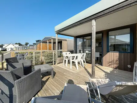 Mobil-home Grand Confort à 200m plage, camping avec piscine, terrasse, WiFi inclus - 4 pers. - Photo 10