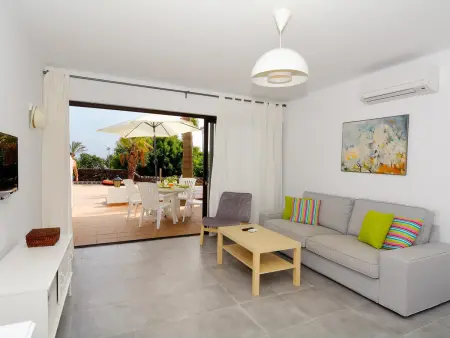 Appartement à Puerto del Carmen avec Piscine, Climatisation, Proche Plage et Attractions - Photo 4