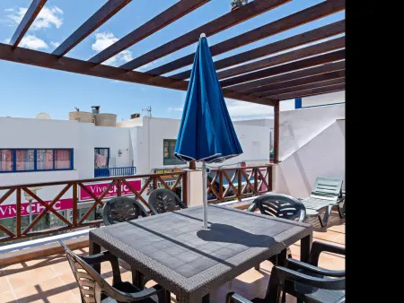 Appartement 4 chambres avec climatisation, au centre de Playa Blanca. Très bien équipé. - Photo 2