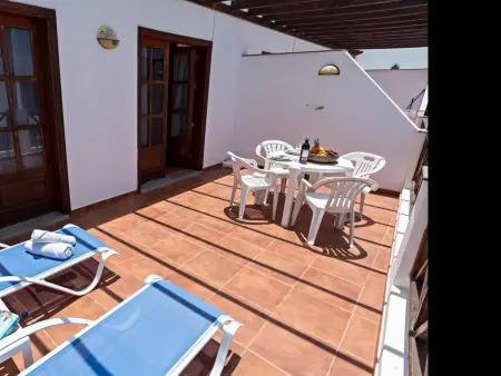 Appartement 2 Chambres avec Terrasse, en Plein Centre de Playa Blanca - Photo 2