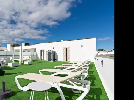 Appartement 2 Chambres avec Terrasse, en Plein Centre de Playa Blanca - Photo 11
