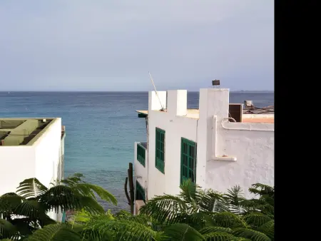 Appartement central à Playa Blanca, 2 chambres, climatisation et Wifi - Photo 16