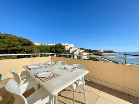 Appartement 2 pièces avec terrasse 25m² et parking à 50m de la plage - Photo 4
