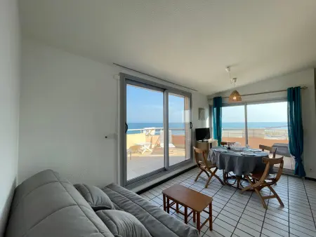 Appartement 2 pièces avec terrasse 25m² et parking à 50m de la plage - Photo 10
