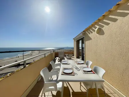 Appartement 2 pièces avec terrasse 25m² et parking à 50m de la plage - Photo 12