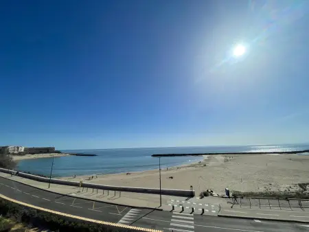 Appartement 2 pièces avec terrasse 25m² et parking à 50m de la plage - Photo 13