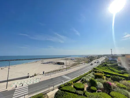 Appartement 2 pièces avec terrasse 25m² et parking à 50m de la plage - Photo 22