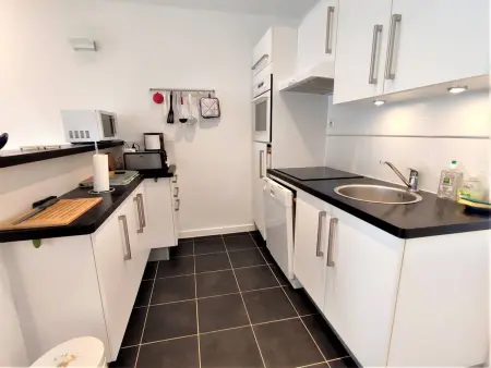 Bel Appartement 3* au Centre de Perros-Guirec avec WIFI, Balcon et Parking - Photo 4