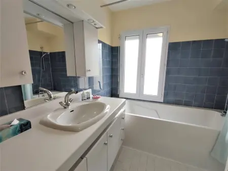 Bel Appartement 3* au Centre de Perros-Guirec avec WIFI, Balcon et Parking - Photo 5