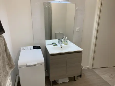 Charmant T2 en centre-ville avec balcon, parking privé et équipements bébé à Fort-Mahon-Plage - Photo 11