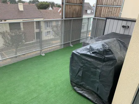 Charmant T2 en centre-ville avec balcon, parking privé et équipements bébé à Fort-Mahon-Plage - Photo 12