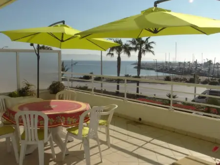 Grand T3 avec terrasse et piscine à Cavalaire-sur-Mer - Photo 2