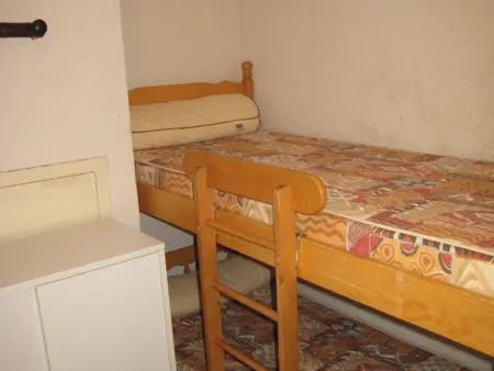 Studio climatisé avec coin nuit et terrasse plein Sud, 10 m², parking inclus - Photo 4