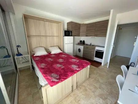Studio climatisé 4 pers avec piscine et parking à Port Camargue - Photo 5